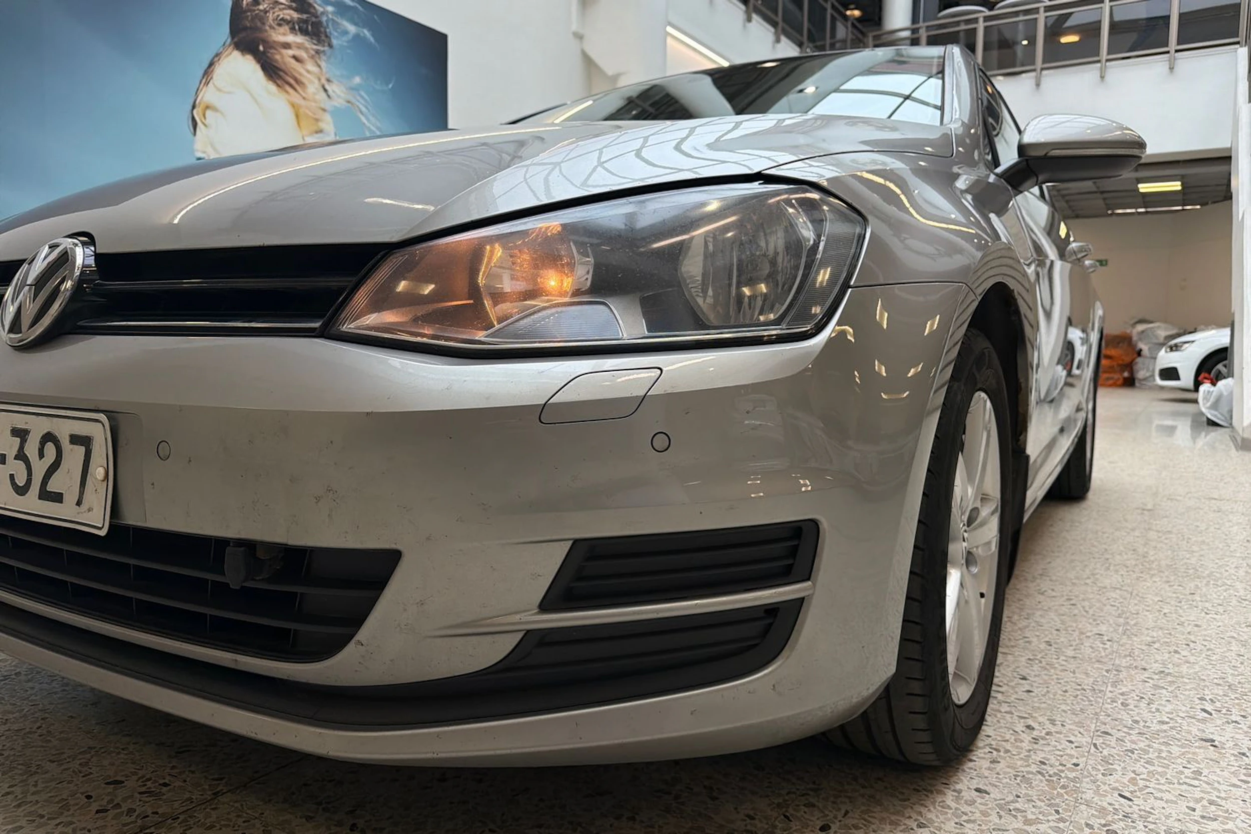 Harmaa Volkswagen Golf 2013 kuva 21.