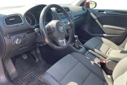 Punainen Volkswagen GOLF 2011 kuva 3.