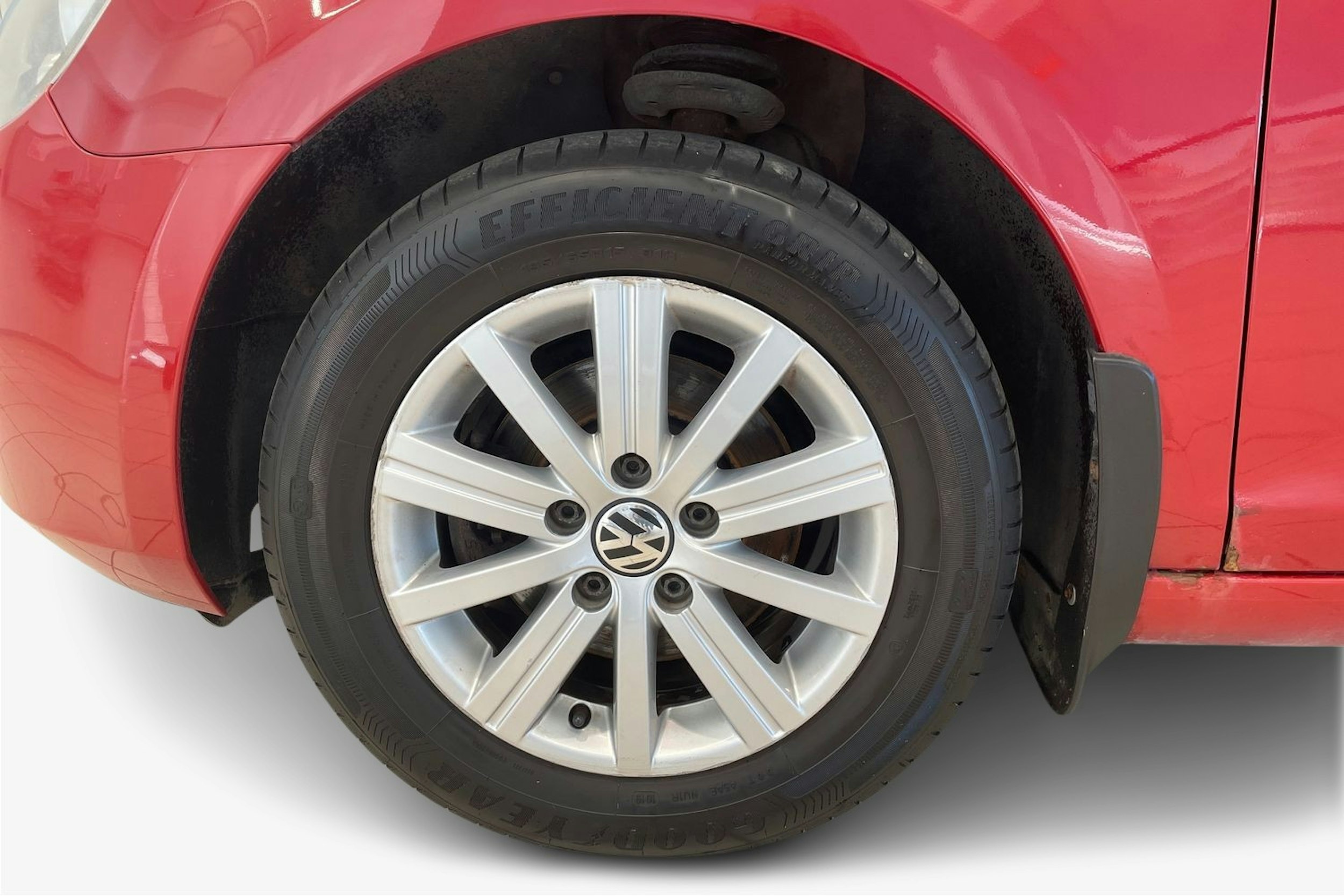 Punainen Volkswagen GOLF 2012 kuva 11.