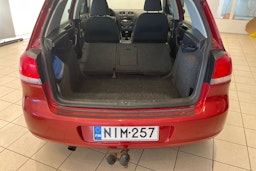 Punainen Volkswagen GOLF 2012 kuva 17.