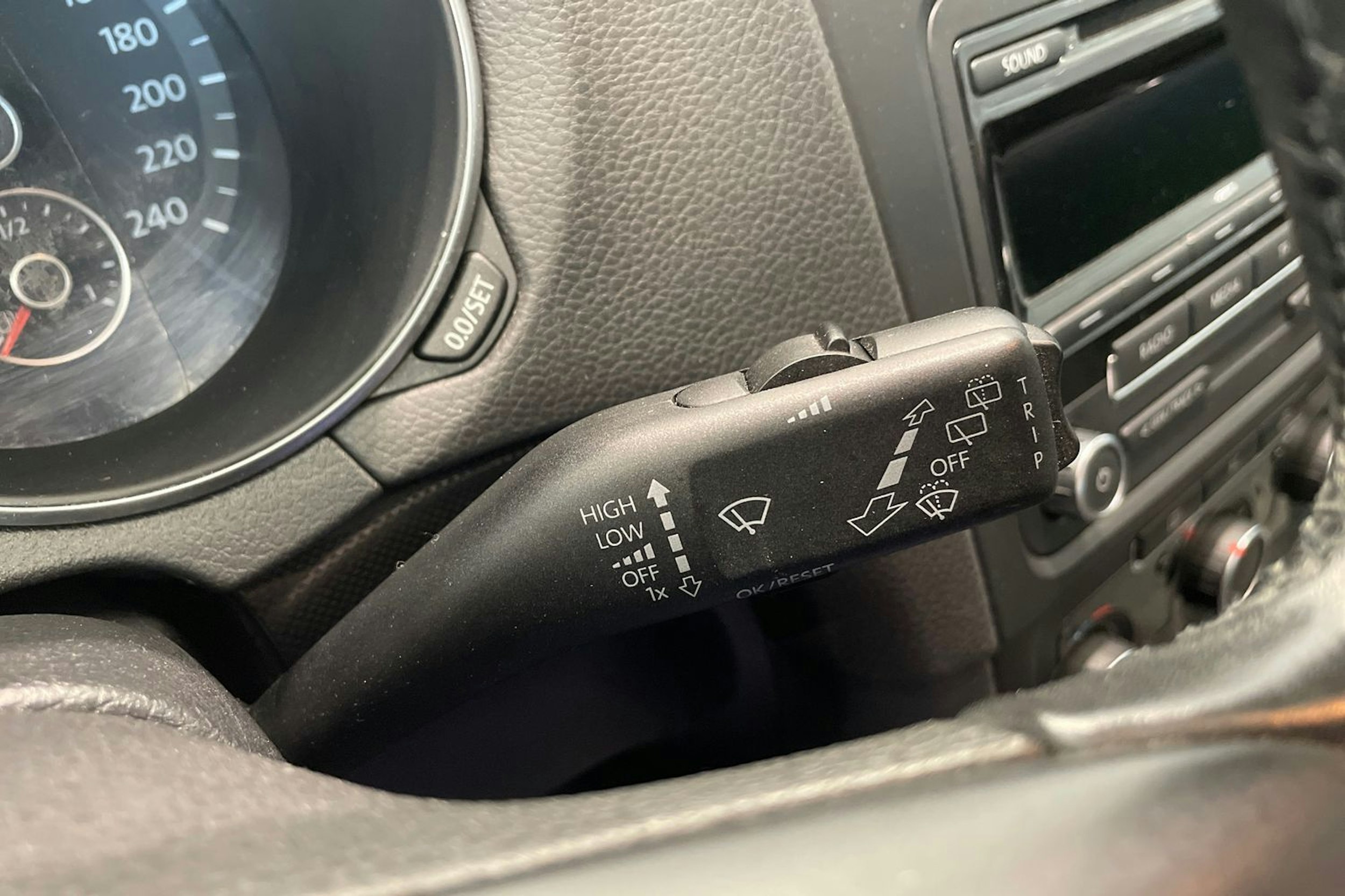 Punainen Volkswagen GOLF 2012 kuva 20.