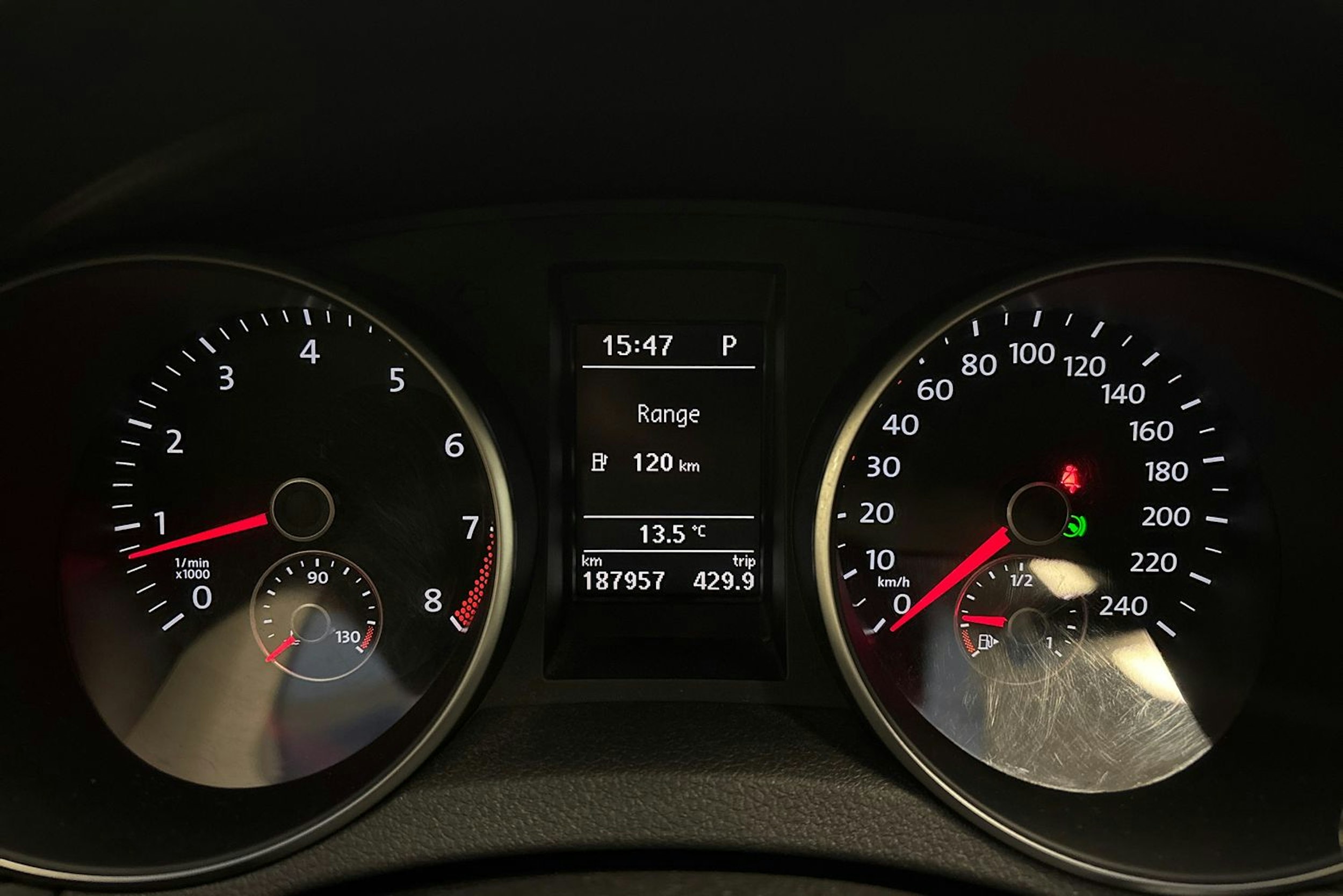 sininen Volkswagen Golf 2012 kuva 14.