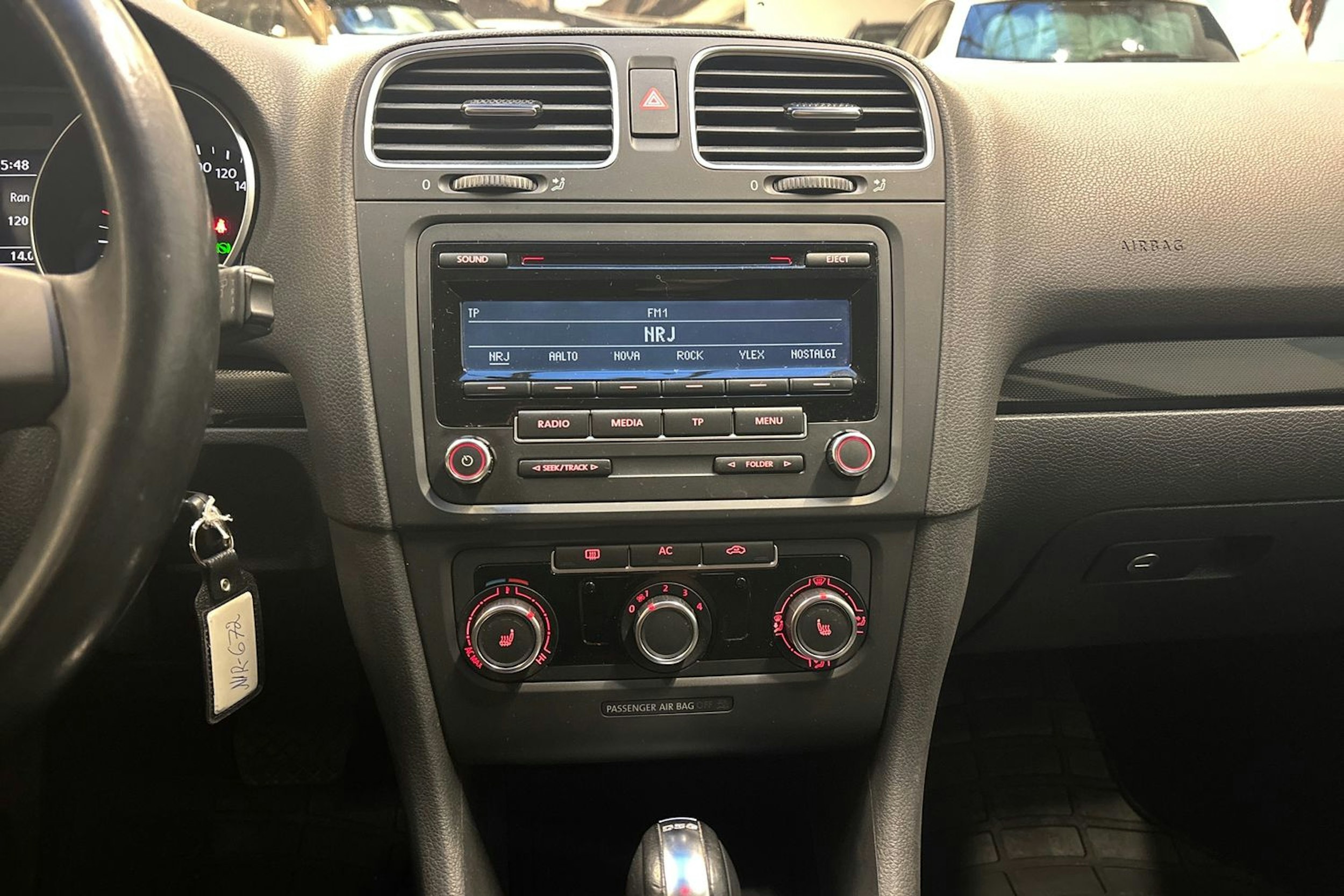 sininen Volkswagen Golf 2012 kuva 15.