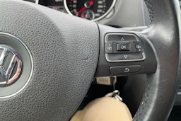 sininen Volkswagen Golf 2012 kuva 18.