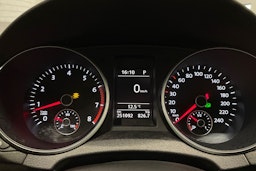 musta Volkswagen Golf 2012 kuva 13.