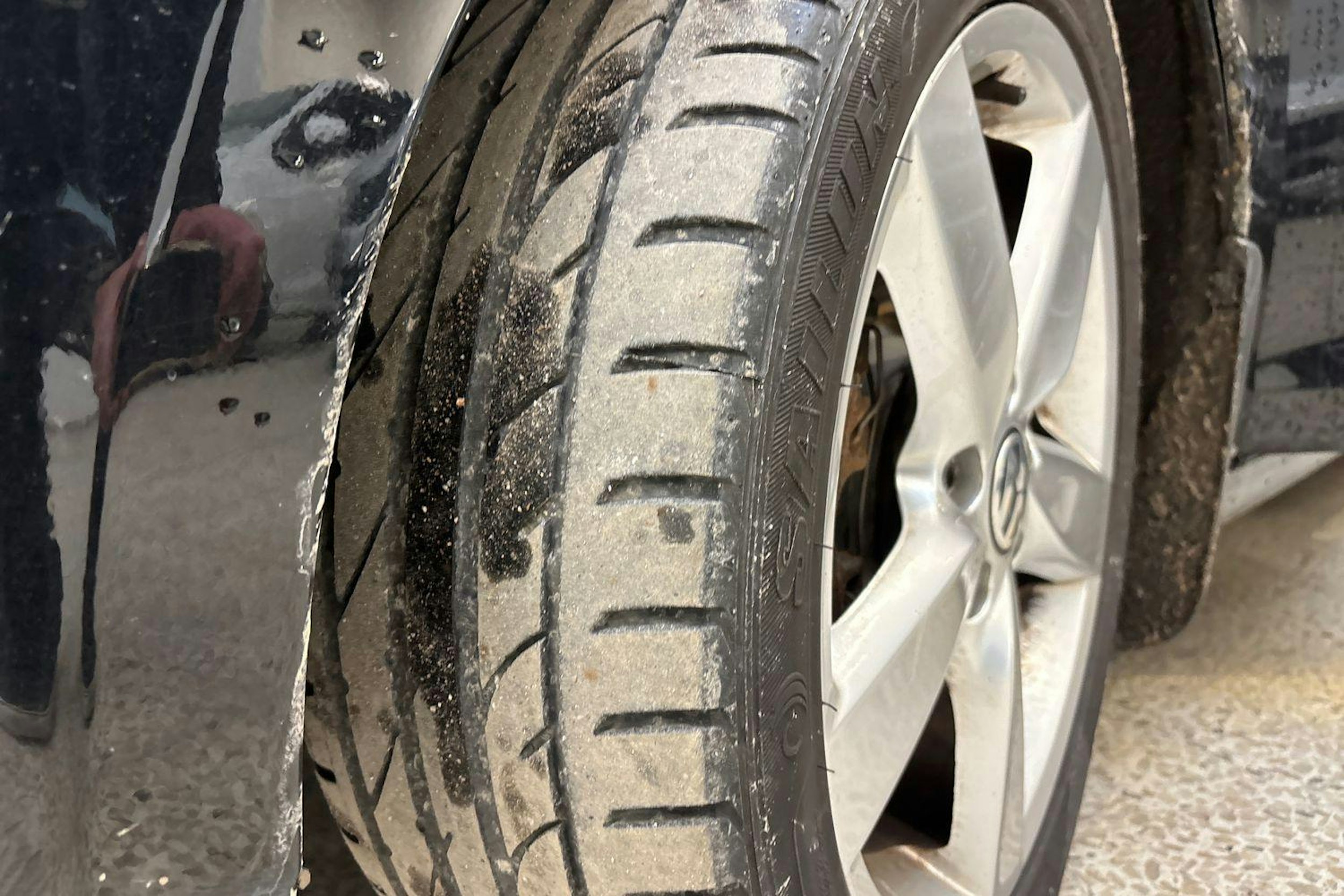 musta Volkswagen Golf 2012 kuva 11.