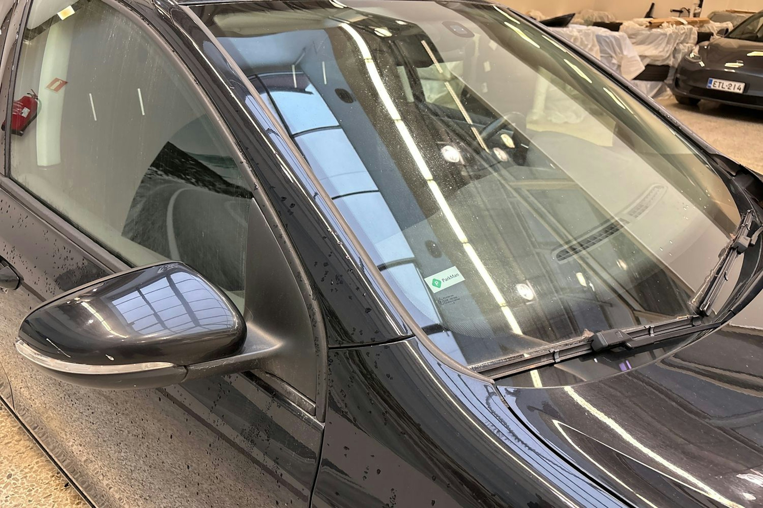 musta Volkswagen Golf 2012 kuva 26.