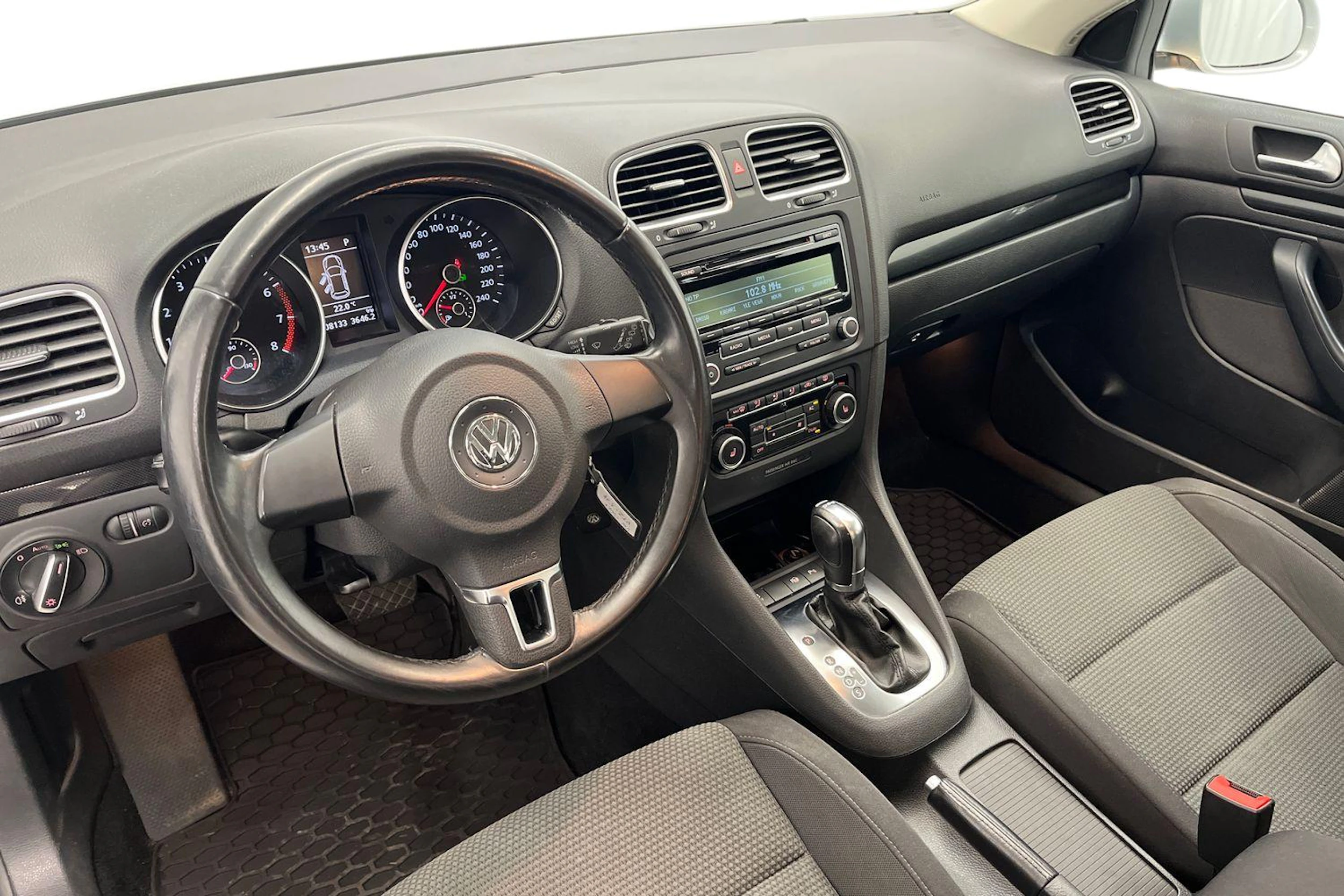 hopea Volkswagen Golf 2012 kuva 6.