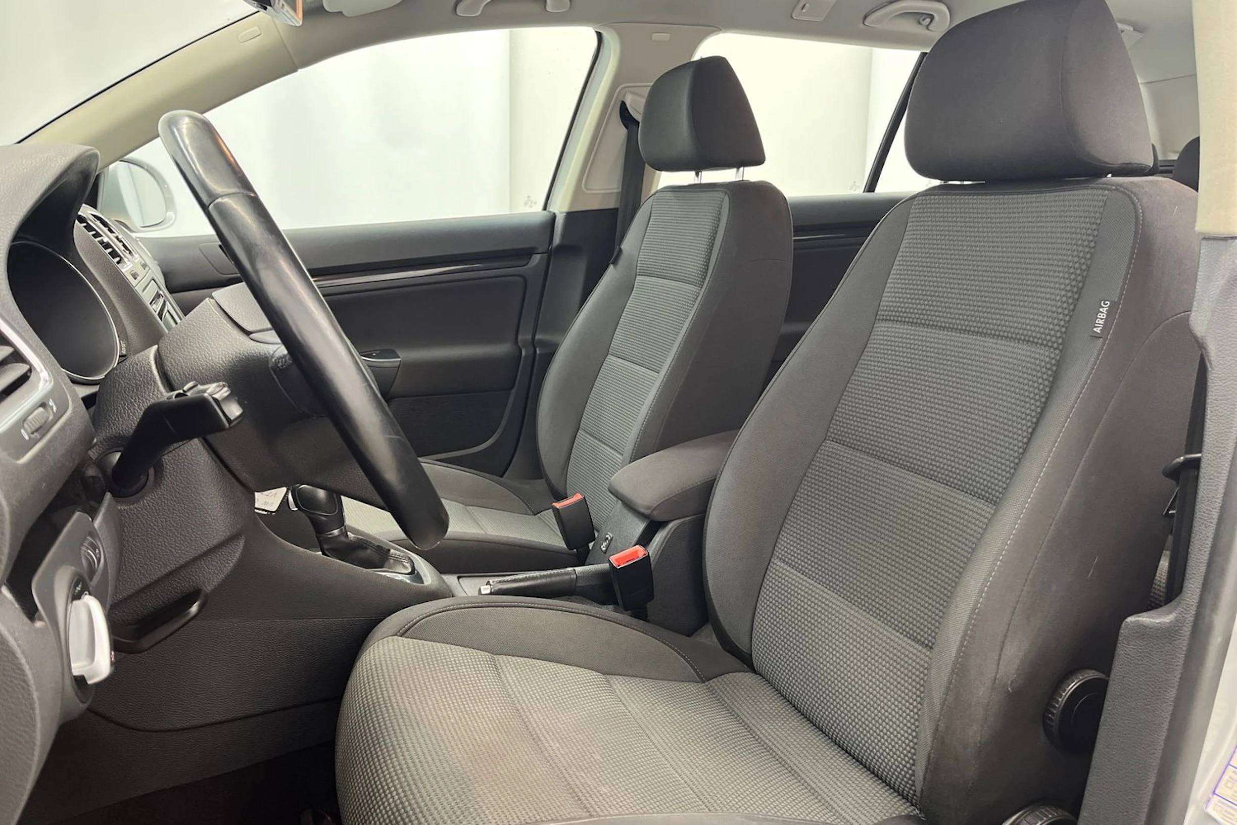 hopea Volkswagen Golf 2012 kuva 12.