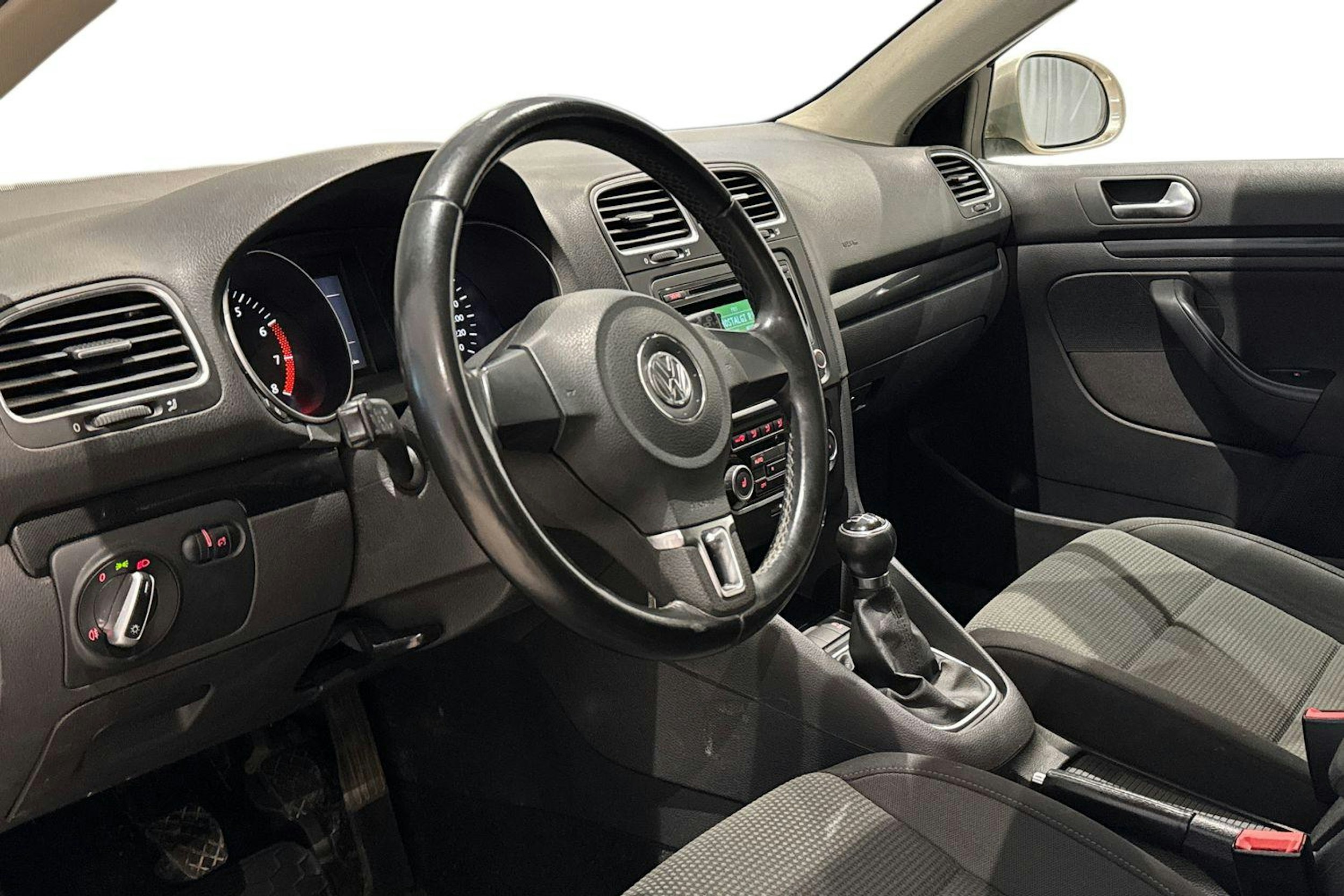 hopea Volkswagen Golf 2012 kuva 7.