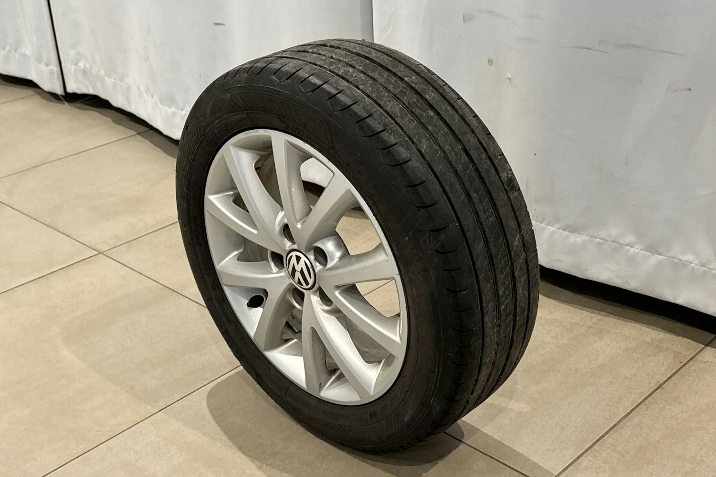 hopea Volkswagen Golf 2012 kuva 14.