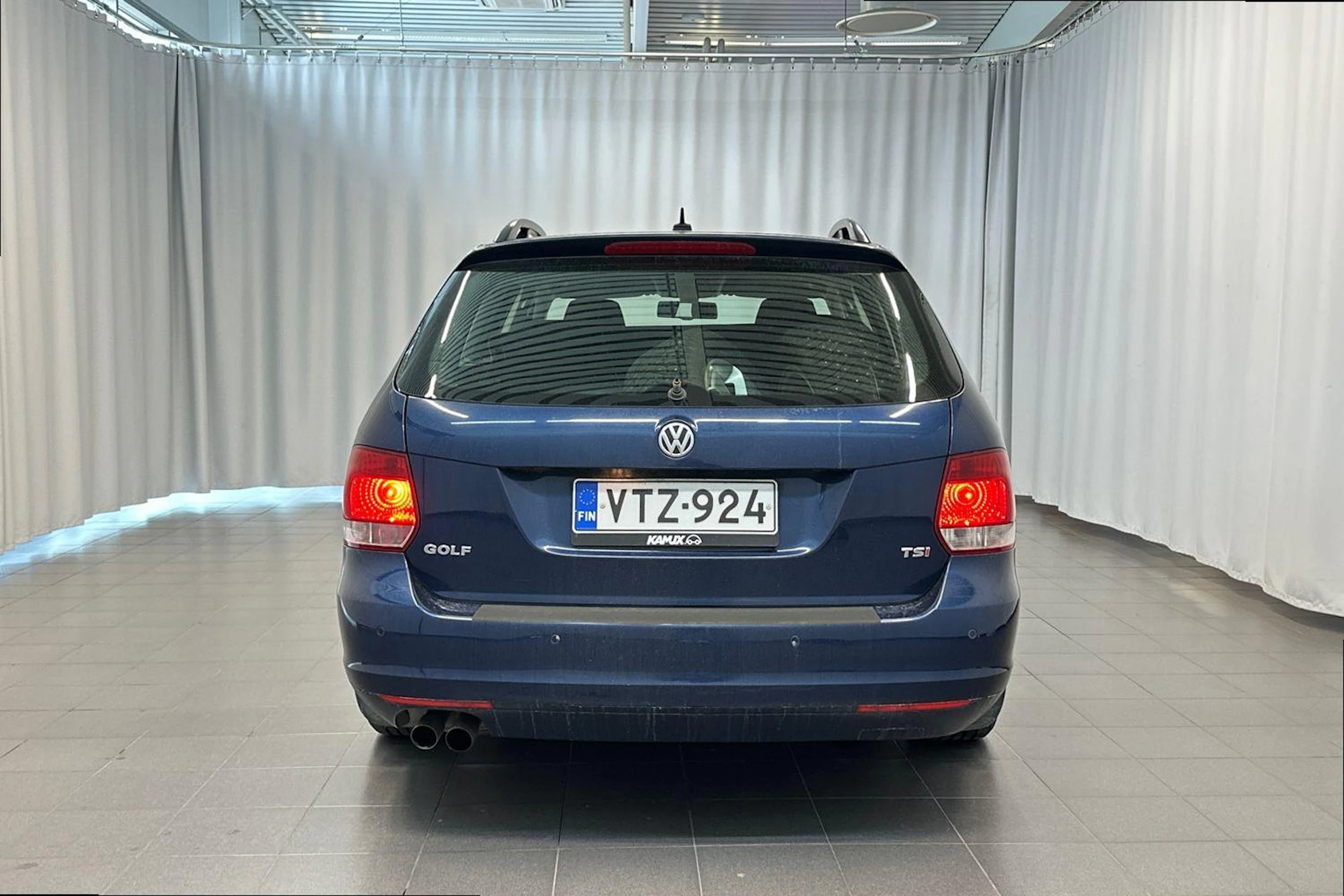 Sininen Volkswagen GOLF 2012 kuva 6.