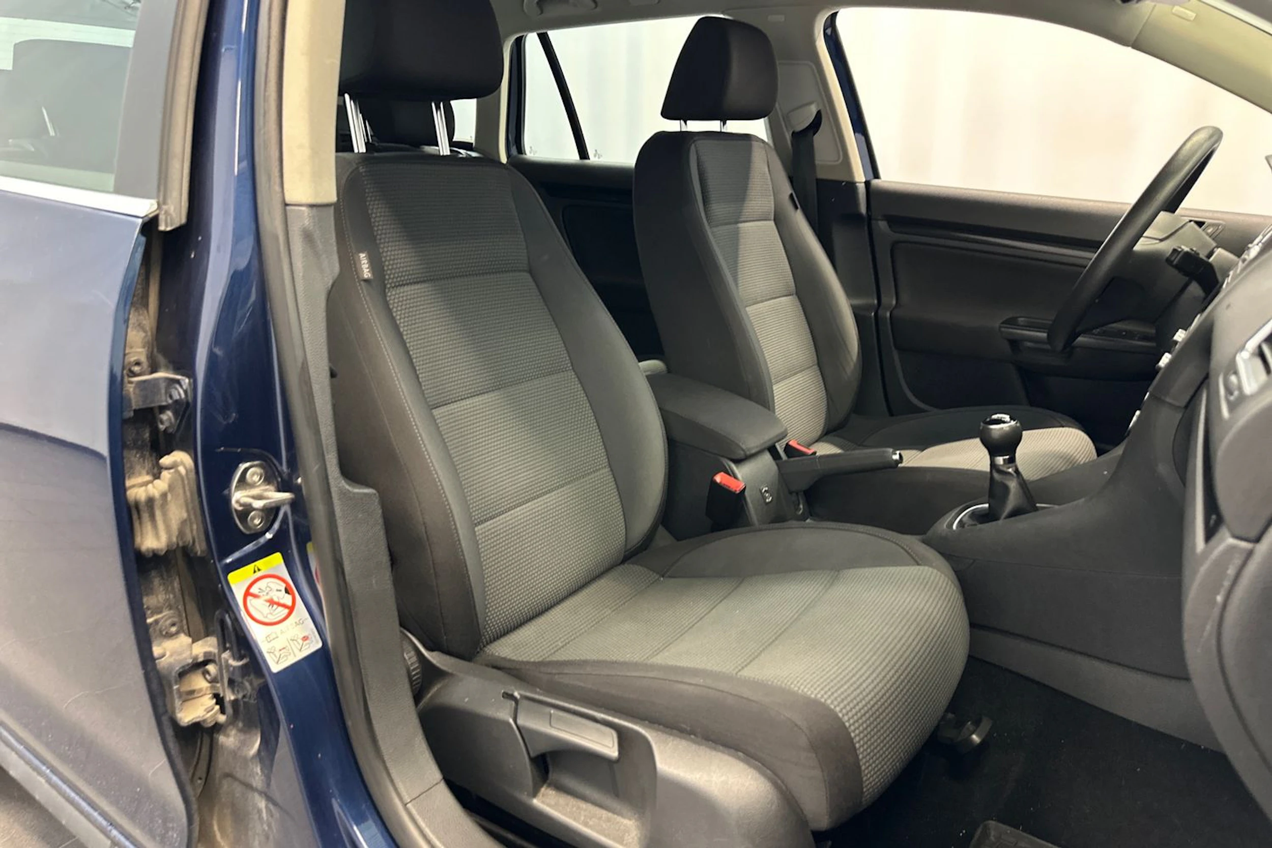Sininen Volkswagen GOLF 2012 kuva 14.