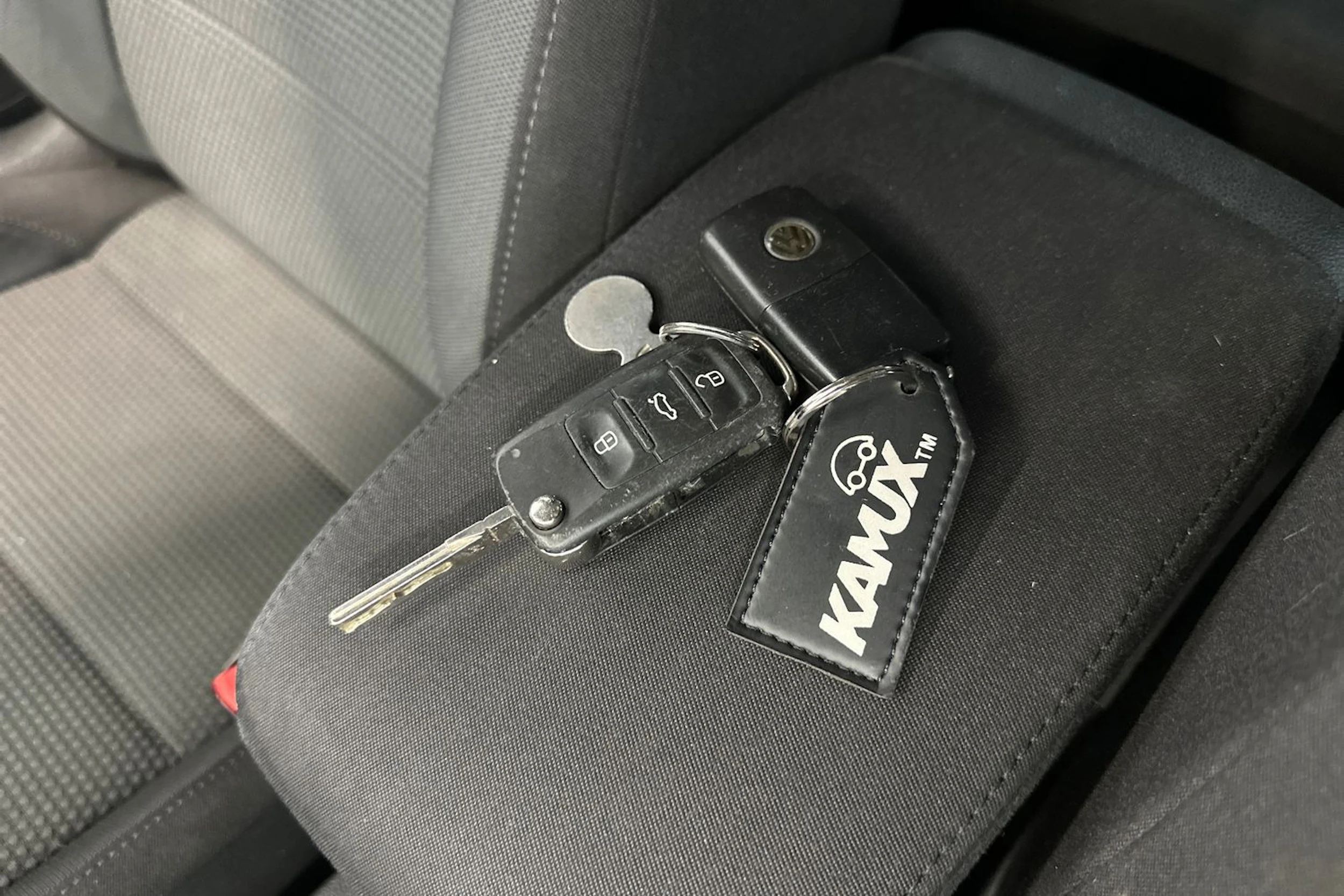 Sininen Volkswagen GOLF 2012 kuva 24.