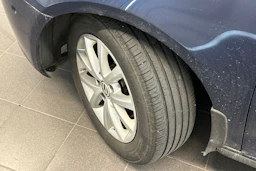 Sininen Volkswagen GOLF 2012 kuva 32.