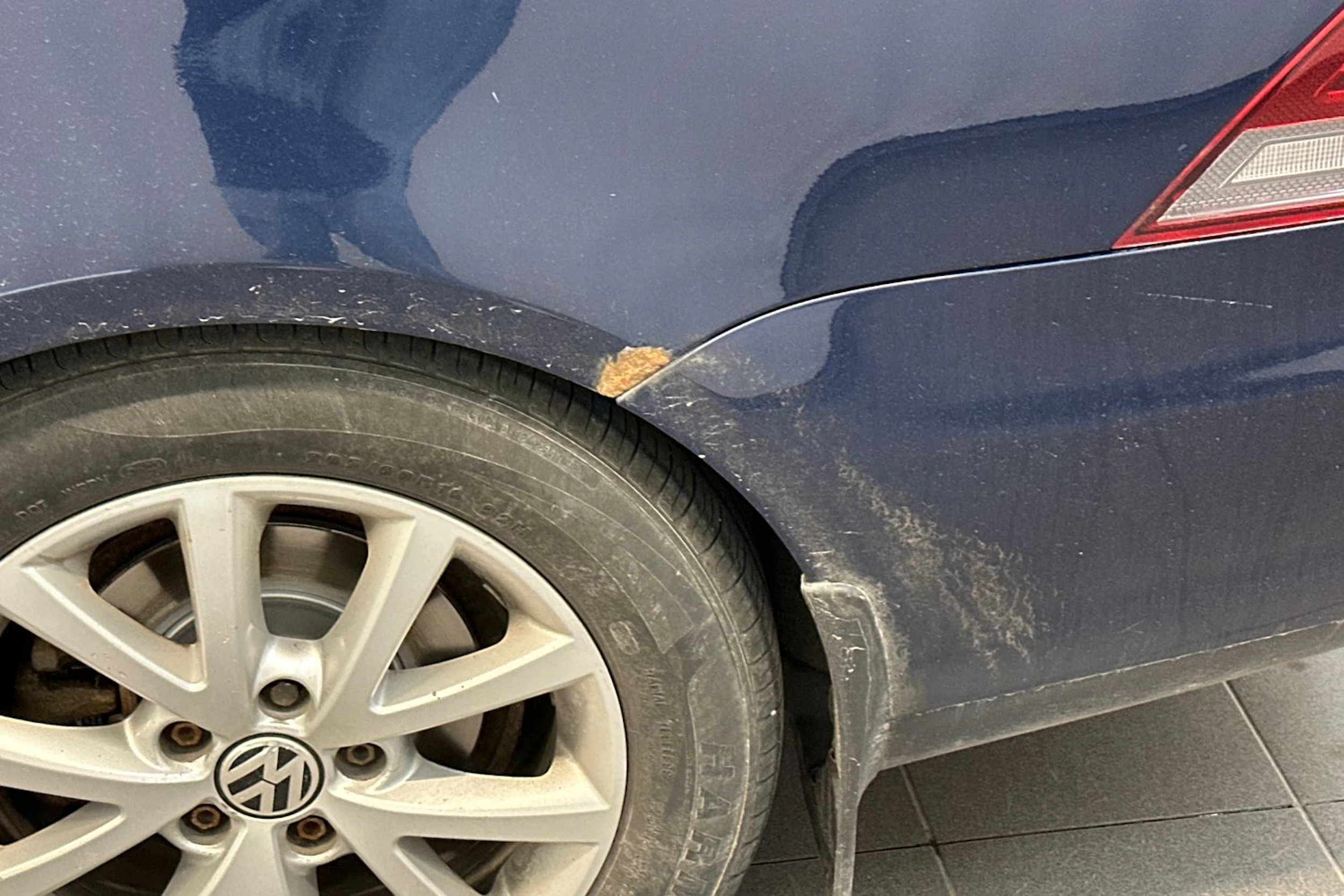 Sininen Volkswagen GOLF 2012 kuva 34.