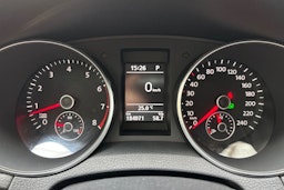valkoinen Volkswagen Golf 2012 kuva 14.