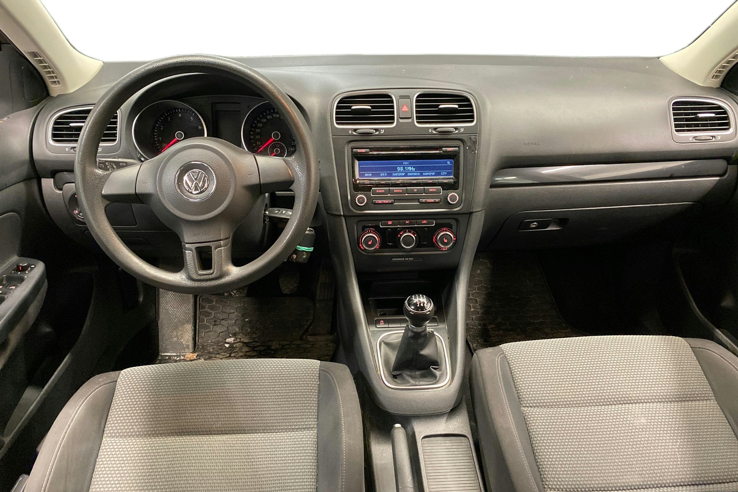 Ruskea (beige) Volkswagen GOLF 2012 kuva 7.