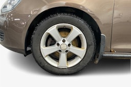 Ruskea (beige) Volkswagen GOLF 2012 kuva 9.