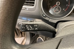 Ruskea (beige) Volkswagen GOLF 2012 kuva 11.