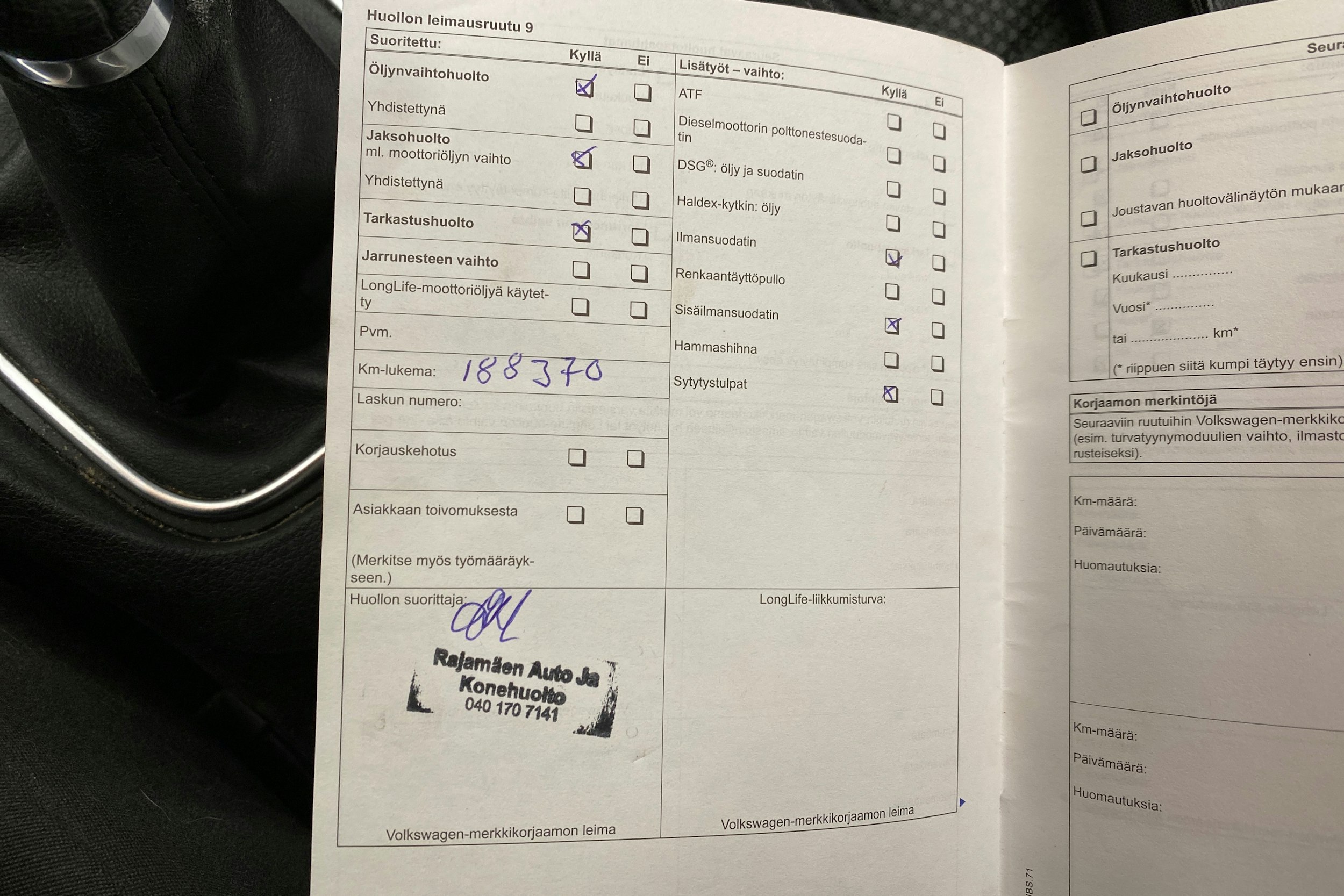 Ruskea (beige) Volkswagen GOLF 2012 kuva 21.