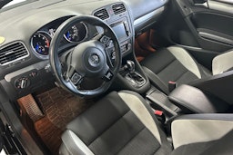 musta Volkswagen Golf 2012 kuva 3.