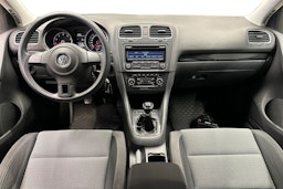 harmaa Volkswagen Golf 2012 kuva 9.
