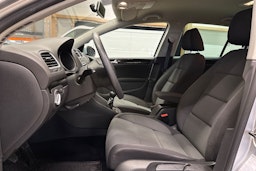 harmaa Volkswagen Golf 2012 kuva 17.