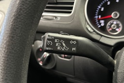 harmaa Volkswagen Golf 2012 kuva 24.