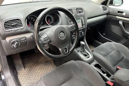 musta Volkswagen Golf 2012 kuva 6.