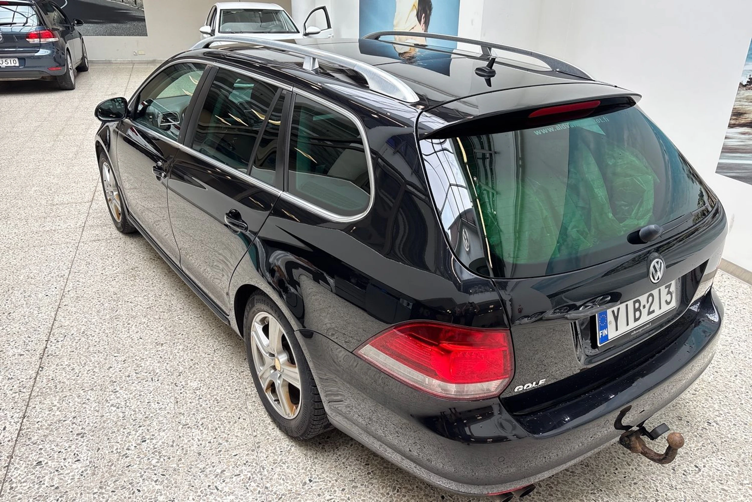 musta Volkswagen Golf 2012 kuva 18.