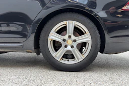 musta Volkswagen Golf 2012 kuva 19.