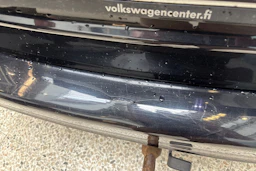 musta Volkswagen Golf 2012 kuva 26.