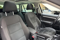 musta Volkswagen Golf 2012 kuva 31.