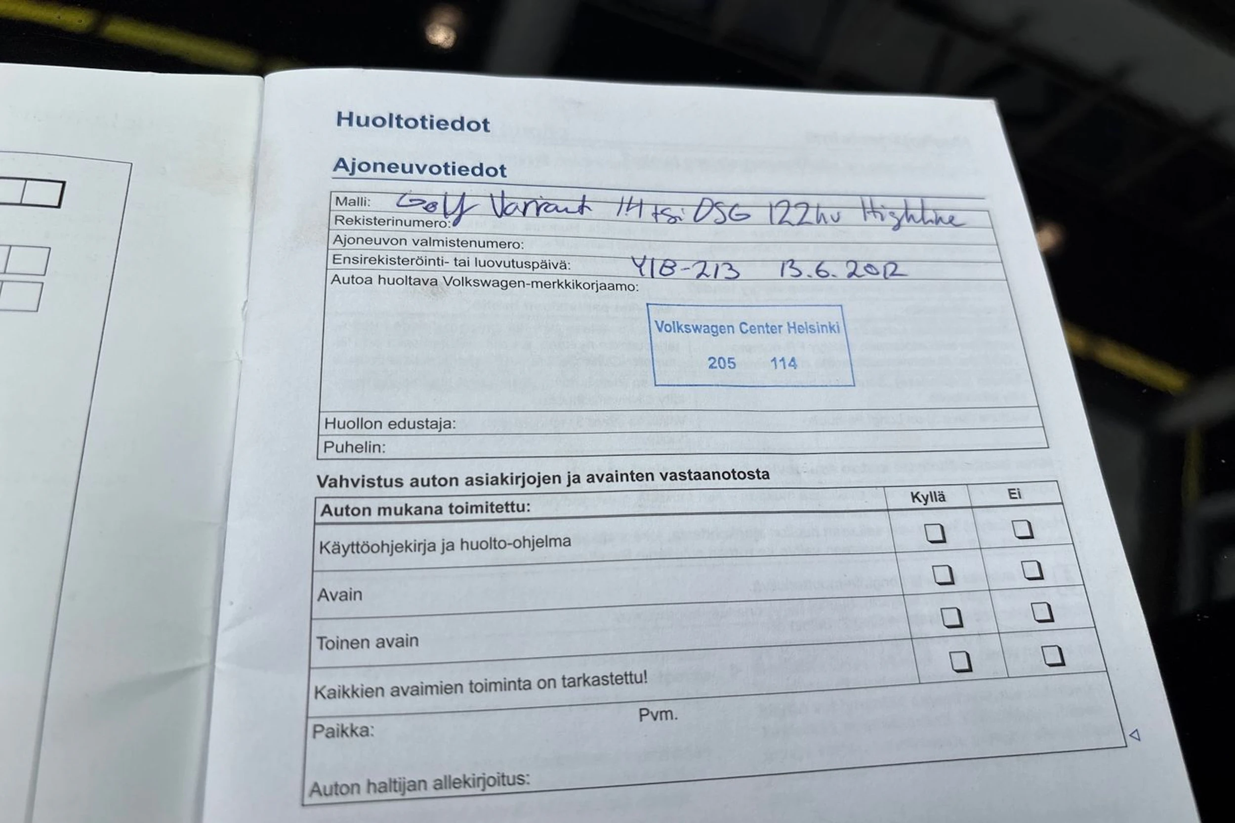 musta Volkswagen Golf 2012 kuva 33.