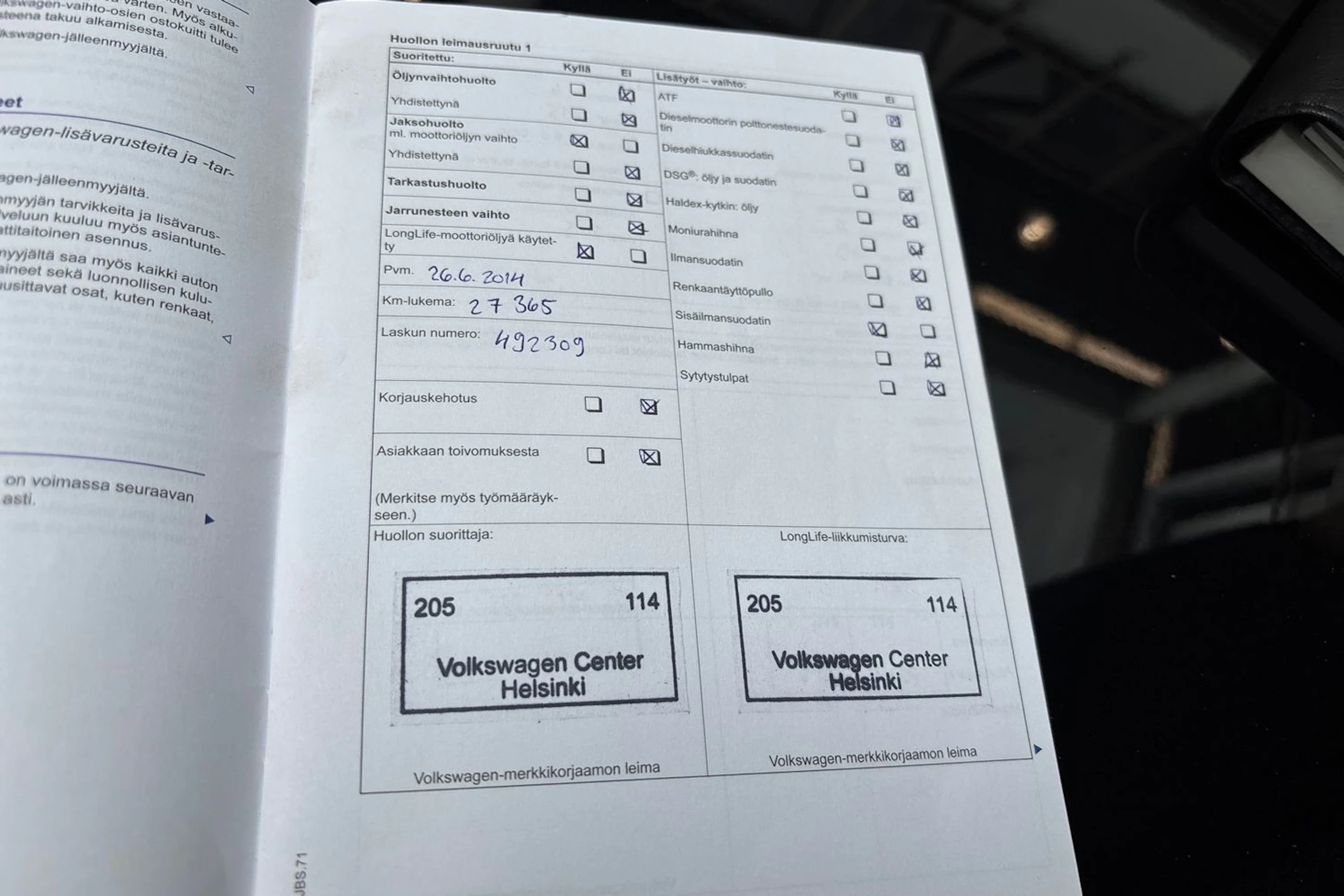 musta Volkswagen Golf 2012 kuva 34.