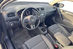 musta Volkswagen Golf 2012 kuva 3.