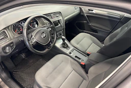 harmaa Volkswagen Golf 2013 kuva 8.