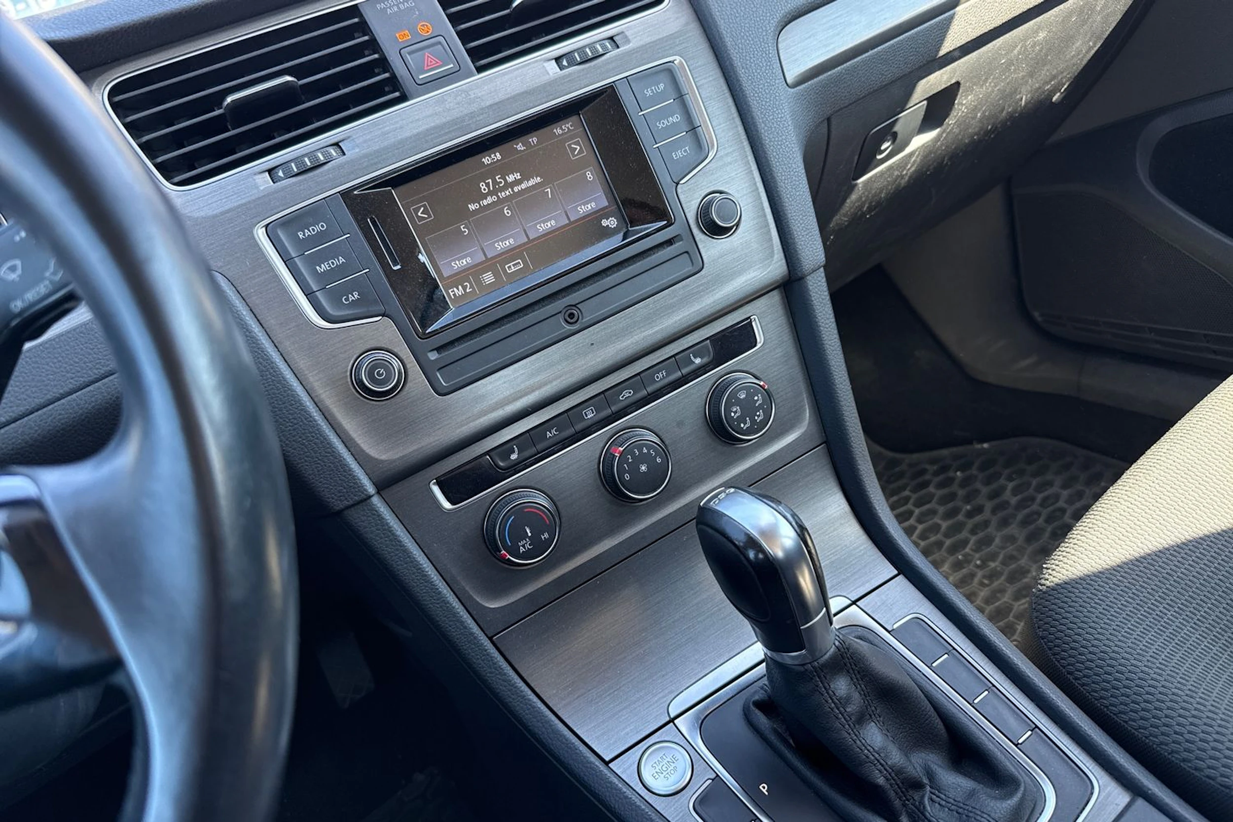 met. harmaa Volkswagen Golf 2013 kuva 4.
