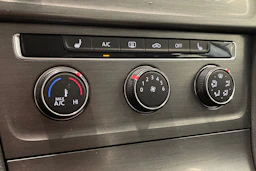 met. harmaa Volkswagen Golf 2013 kuva 22.