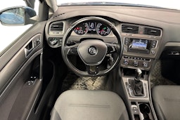 sininen Volkswagen Golf 2013 kuva 3.