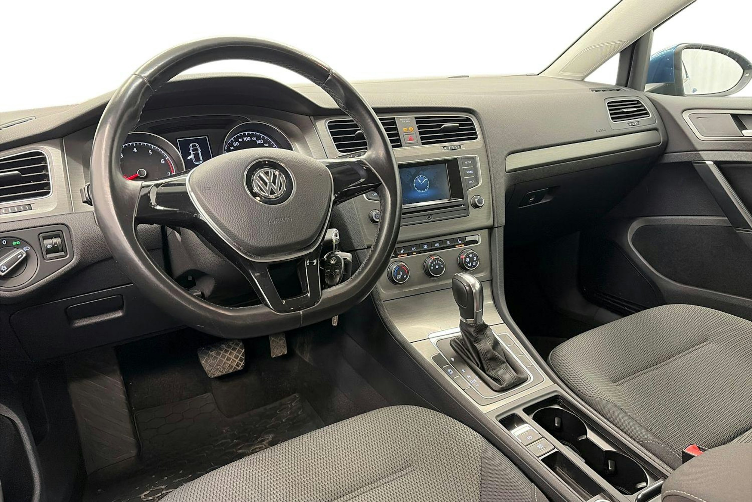 sininen Volkswagen Golf 2013 kuva 7.