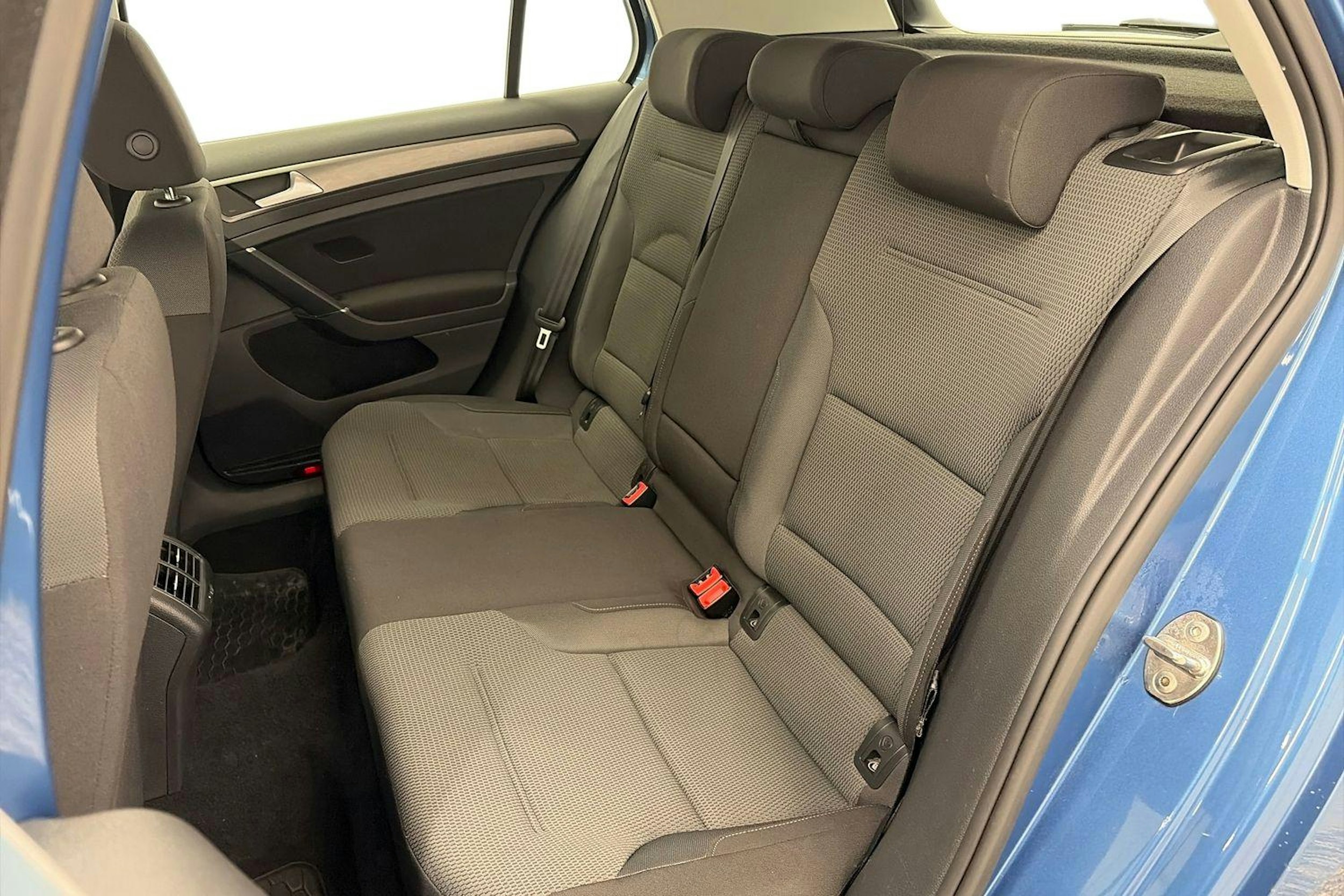 sininen Volkswagen Golf 2013 kuva 10.