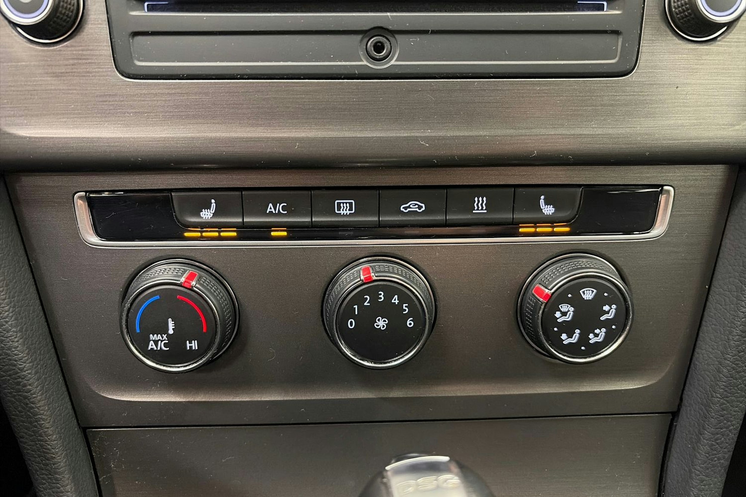 sininen Volkswagen Golf 2013 kuva 19.