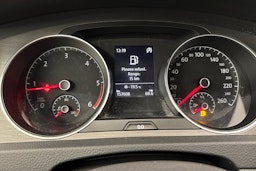 musta Volkswagen Golf 2013 kuva 17.