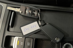 valkoinen Volkswagen Golf 2013 kuva 25.