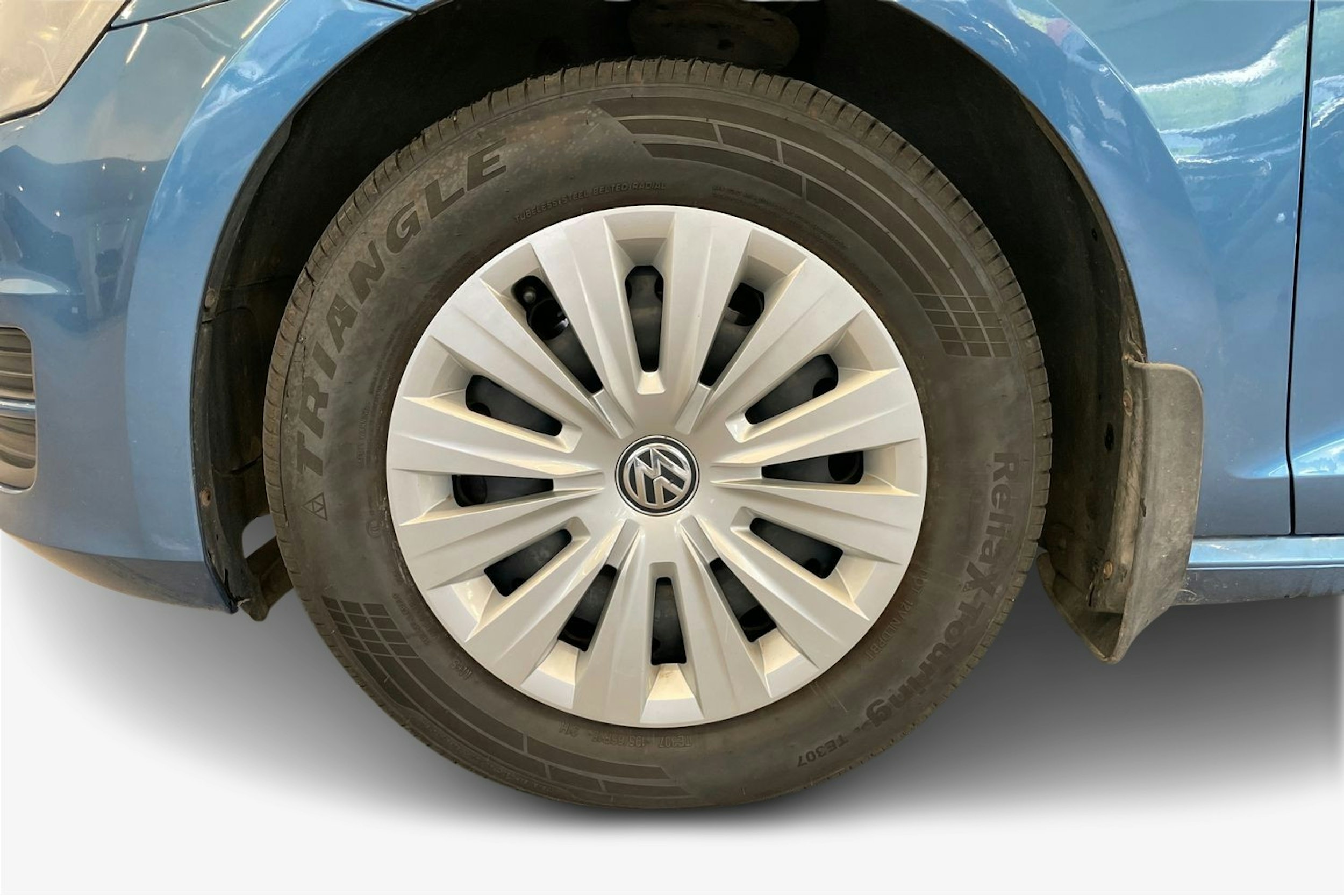 sininen Volkswagen Golf 2013 kuva 11.