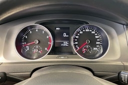 sininen Volkswagen Golf 2013 kuva 16.