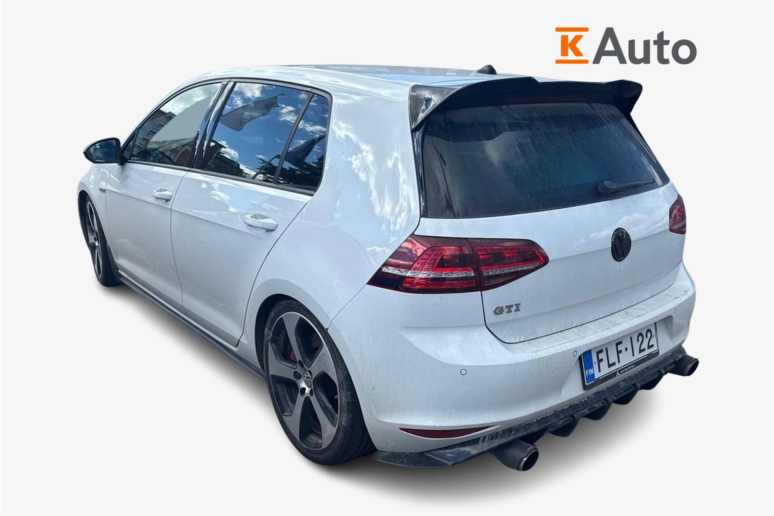 valkoinen Volkswagen Golf 2013 kuva 2.
