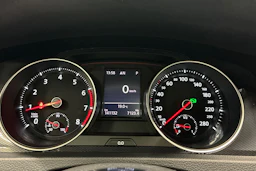 valkoinen Volkswagen Golf 2014 kuva 13.